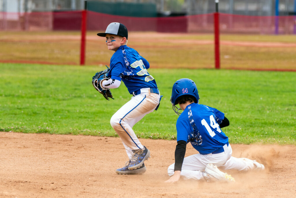 How to Build Confidence in Young Baseball Players